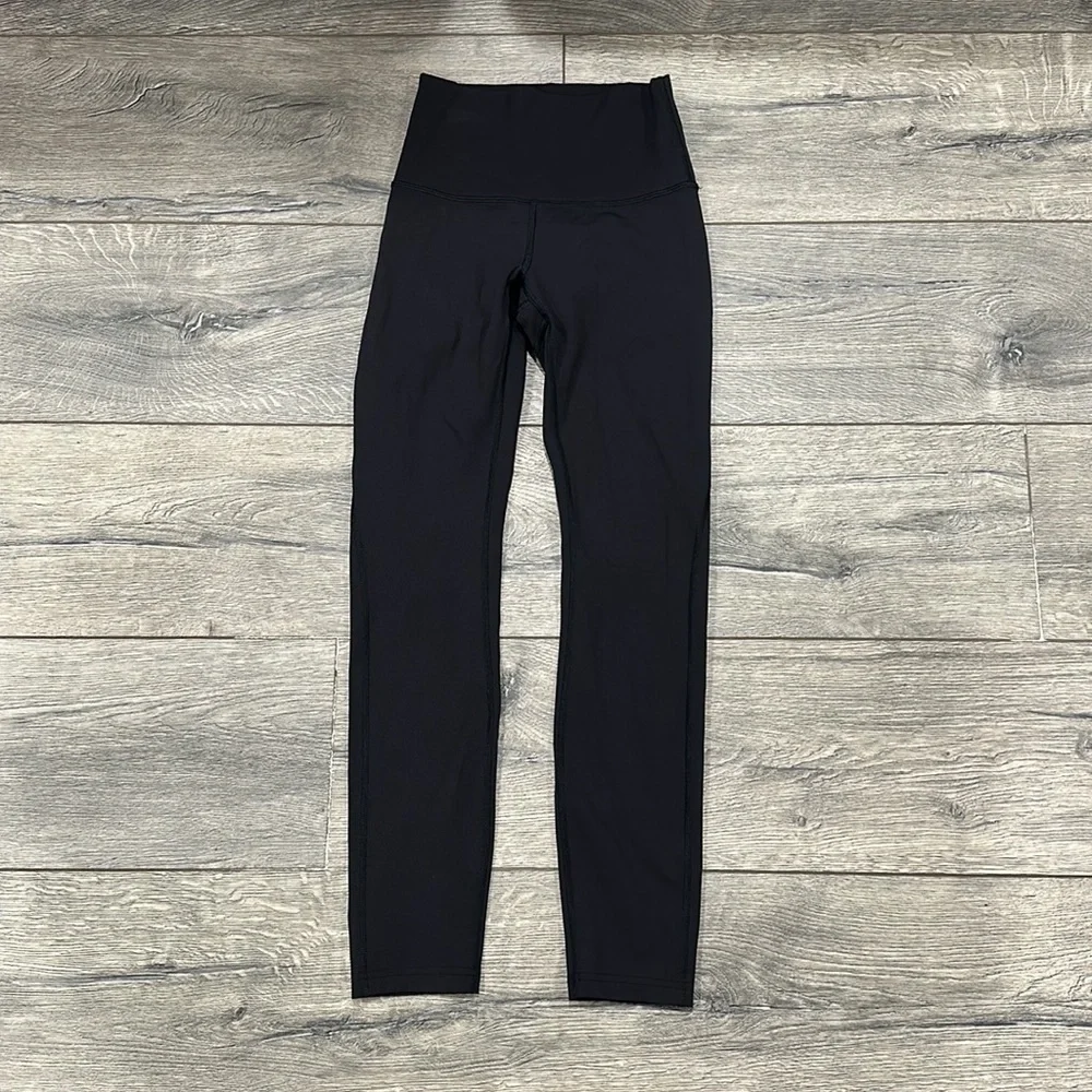 • Lululemon• Women’s Unlimit High-Rise Tight 25